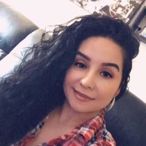 Meet your Posher, Ana